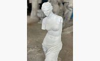 Скульптура Венера Милосская в белом цвете